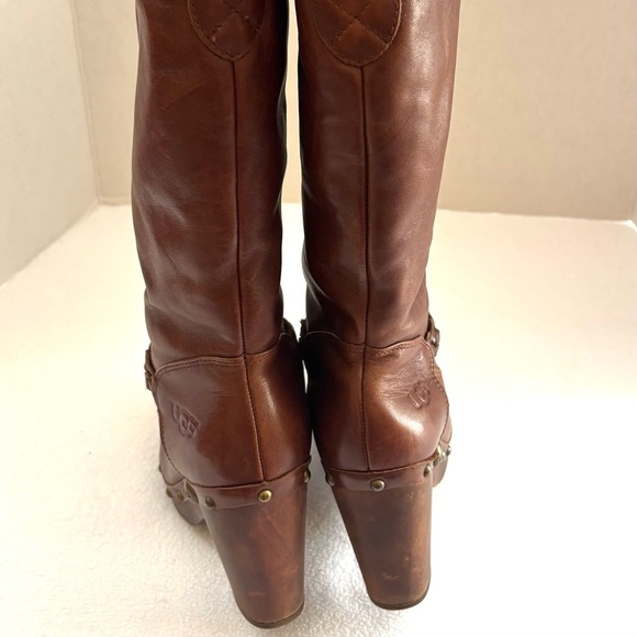 UGG Brown 70’s Sherpa Lined Studded Platform Retro Heel Leather Boots (7) - Picture 9 of 14
